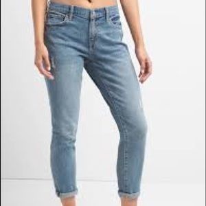 GAP GIRLFRIEND JEANS